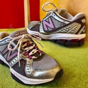 New Balance 1211 Gray Purple Training Running Sneakers Womens 9